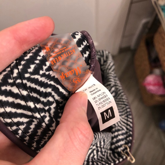 Maaji 💦 leggings NWT size medium - Picture 7 of 7